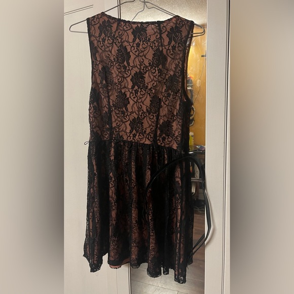 Forever 21 Mini Dress - Picture 3 of 3